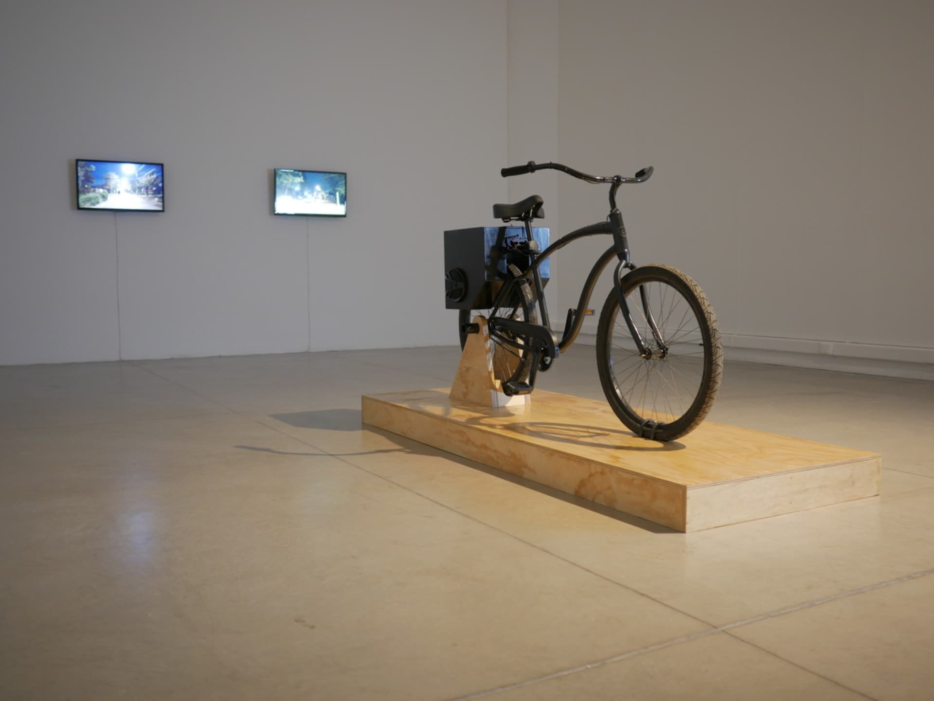 Material Insuficiente main image